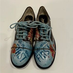 Icon Brand Leather Walking or Golf Shoes - "Everyday Sorcery" Pattern - Size 7